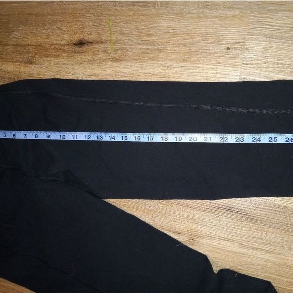 Nike Athletic/Yoga Pants - Picture 4 of 6